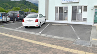 すずらん薬局馬堀店の駐車場