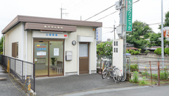 山路薬局　枚方店の外観