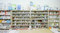 山路薬局　枚方店の薬棚