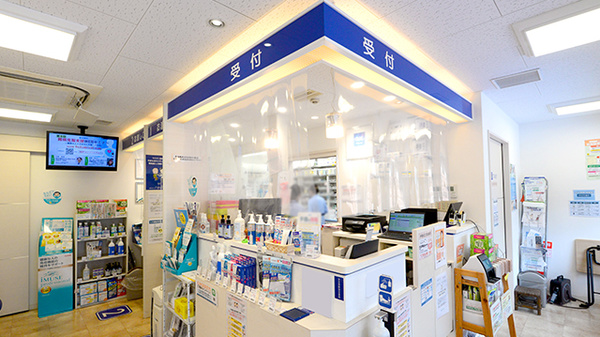 クオール薬局枚方広野店の受付/カウンター