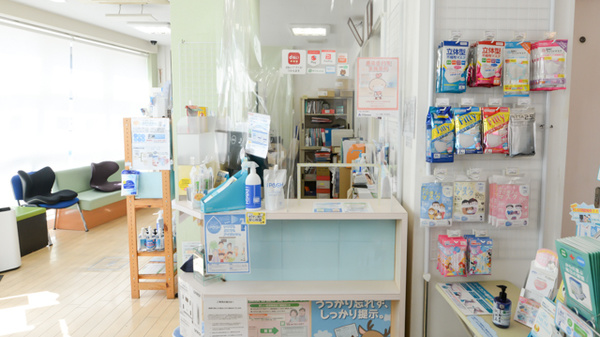 クオール薬局野江駅前店の受付/カウンター
