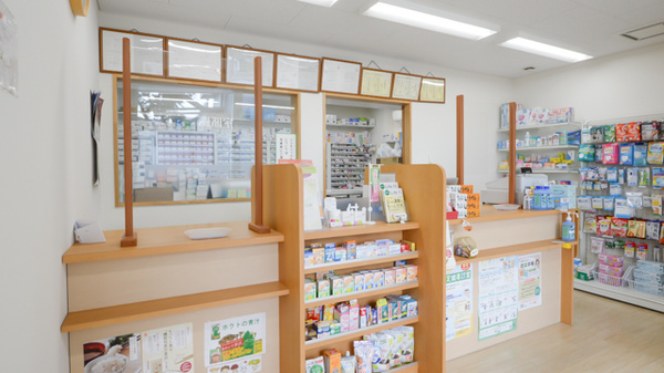 サニー薬局の受付/カウンター