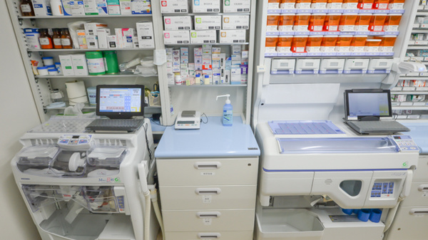 サニー薬局の調剤器具