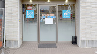 コトブキ薬局の入口