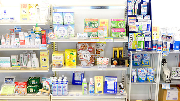 クオール薬局神戸谷上店の飲食物