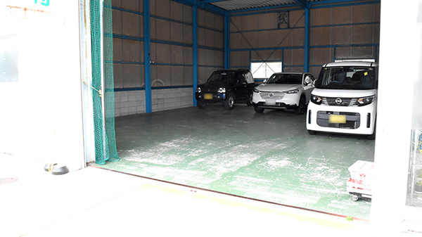 スズラン調剤薬局の駐車場