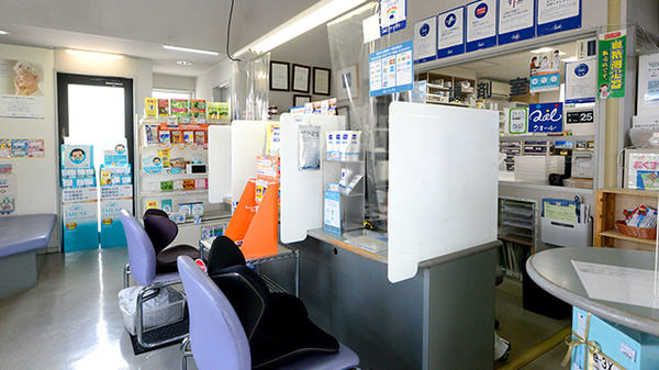 クオール薬局富原店の受付/カウンター