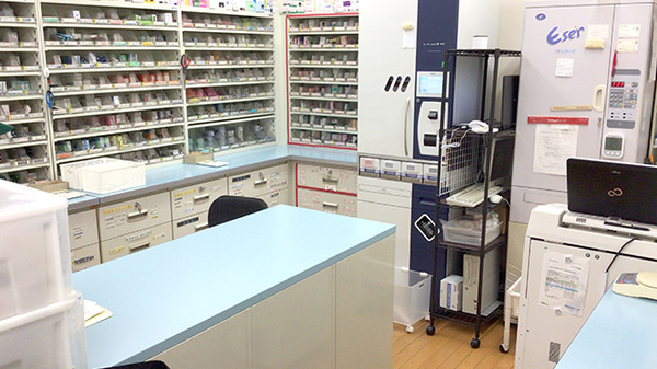 豊浦薬剤師会支援センター薬局の調剤室
