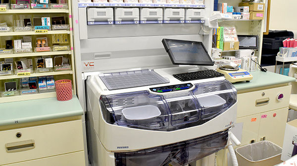 アピス新町薬局の調剤器具