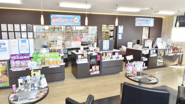 NMS高松調剤薬局 駅側店の受付/カウンター