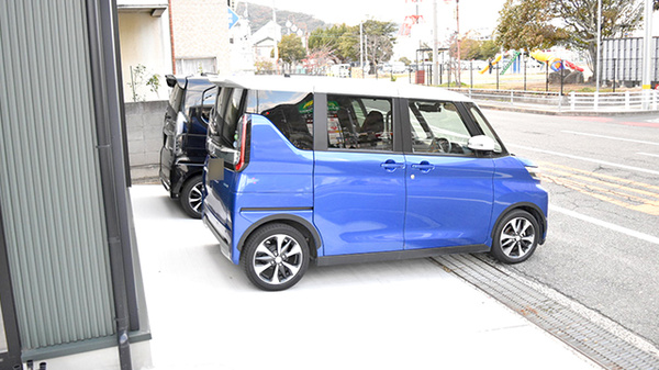 有限会社薬局くすりやオリーブの駐車場