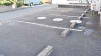 ライフケア薬局東野店の駐車場