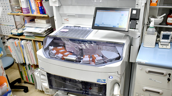 そがめ薬局神拝店の調剤器具