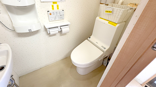 花りん薬局のお手洗い