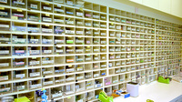 平成堂薬局鬼童町店の薬棚