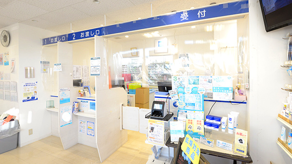 クオール薬局佐世保天神店の受付/カウンター