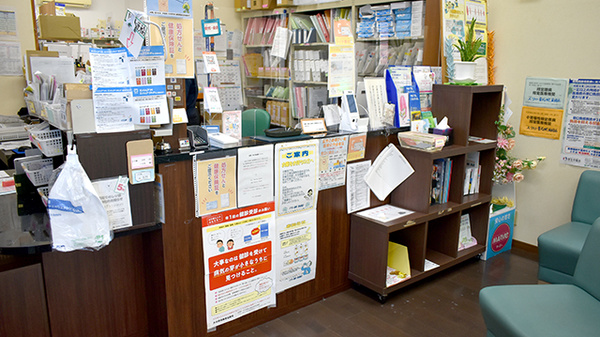 スワロー薬局照波園店の受付/カウンター