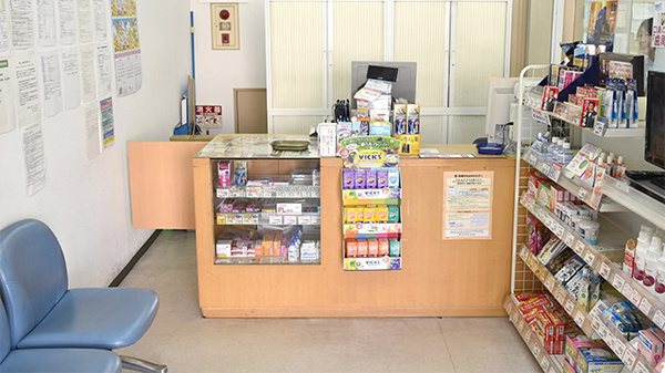 ココカラファイン薬局　入間町店の受付/カウンター