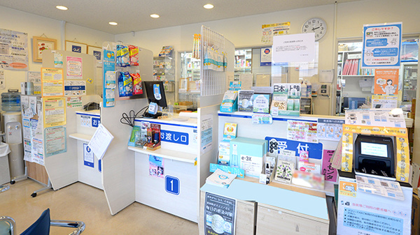クオール薬局 南大泉店の受付/カウンター