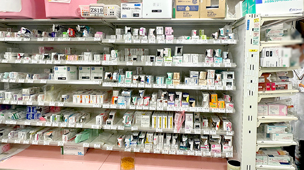 薬棚