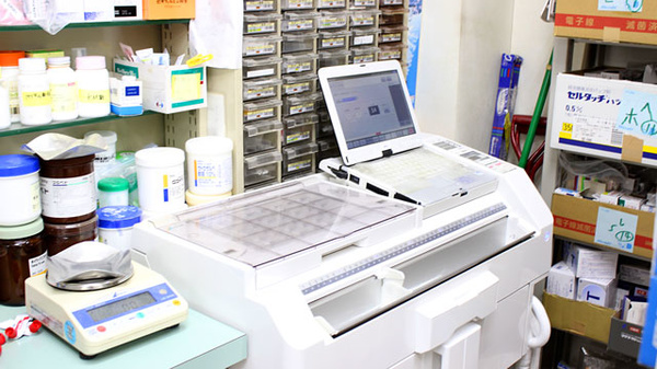 ノムラ薬局　南平店の調剤器具