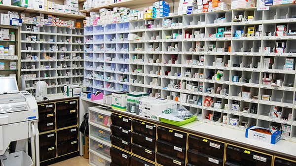 ノムラ薬局 東浅川店の調剤室