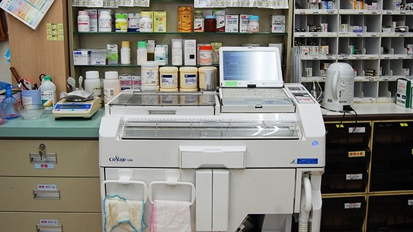 ノムラ薬局 東浅川店の調剤器具