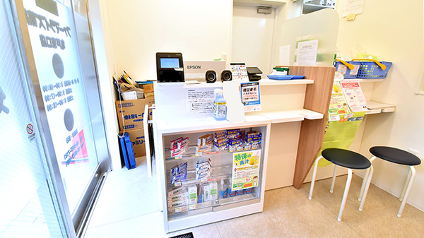薬ヒグチ薬局 亀戸東口店の受付/カウンター