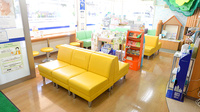 クオール薬局河辺店の待合スペース