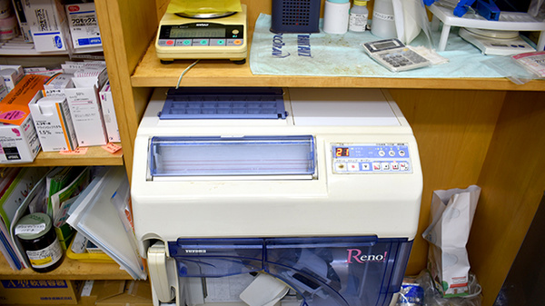戸越薬局戸越店の調剤器具
