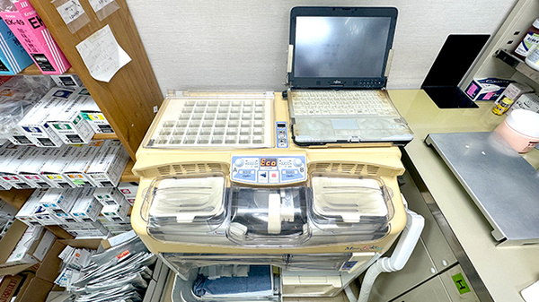 向台薬局の調剤器具