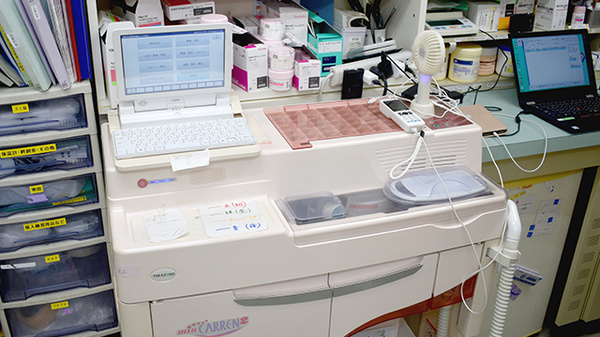 白金台薬局の調剤器具