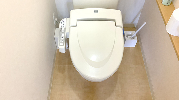 白金中央薬局のお手洗い
