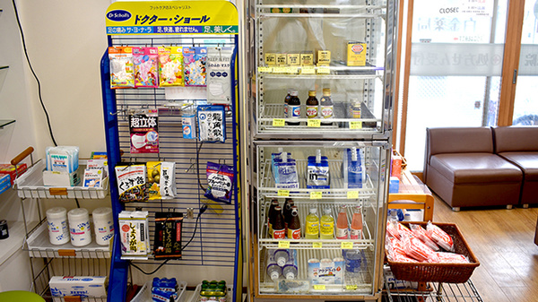 白金薬局品川店の飲食物
