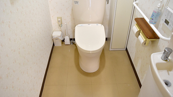 府中薬局宮町店のお手洗い
