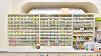 薬ヒグチ調剤薬局 ニューオータニ店の薬棚