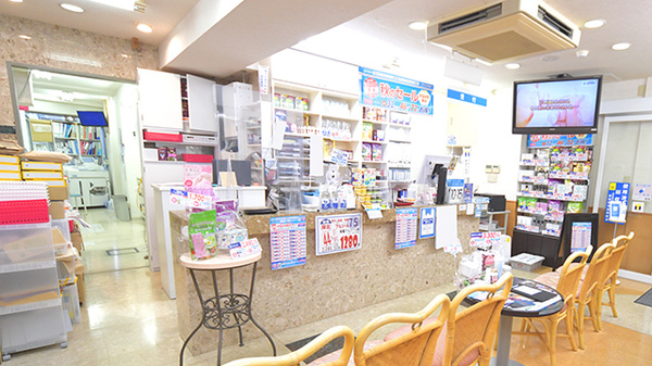 薬局メディクス 吉祥寺店の受付/カウンター