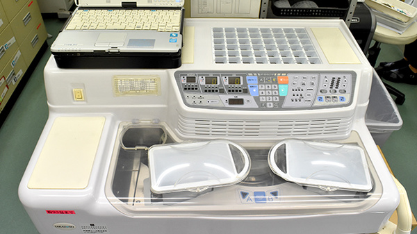 ダイヤ薬局国府店の調剤器具