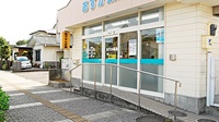 あすか薬局の入口