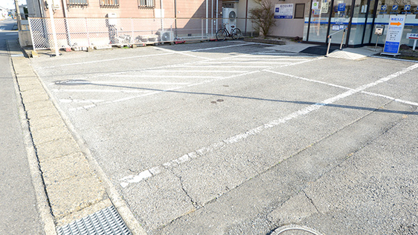 クオール薬局　小山駅南店の駐車場