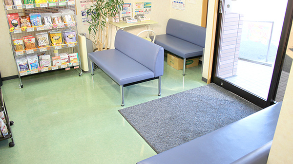 花･花薬局いちょうの待合スペース