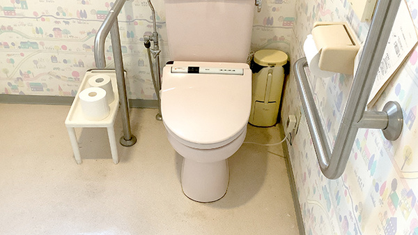グリム薬局のお手洗い