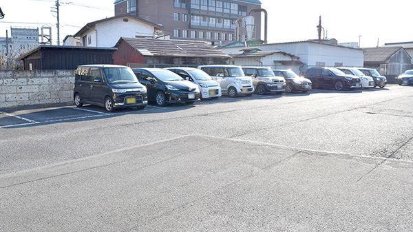 とちの木薬局文化橋店の駐車場