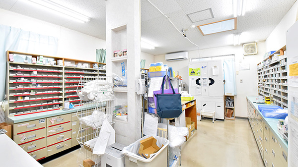 鬼怒川調剤センターたかとく薬局の調剤室