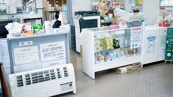 とちぎ薬局　関堀店の受付/カウンター