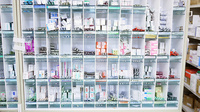 とちぎ薬局　本店の薬棚