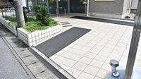ピノキオファーマシーズ　のぞみ薬局の入口