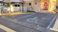 花・花薬局平柳店の駐車場