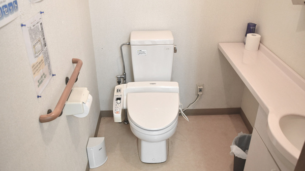 ピノキオ薬局　烏山店のお手洗い