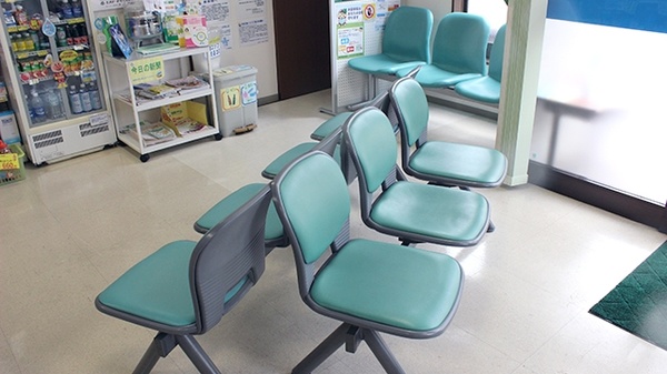 ピノキオ薬局　鹿沼店の待合スペース
